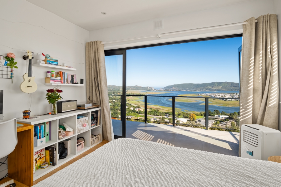 6 Bedroom Property for Sale in Old Place Western Cape